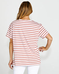 MIA SPLIT HEM TEE