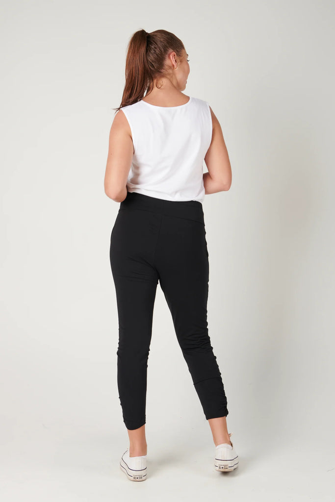 Ruched Detail Pant