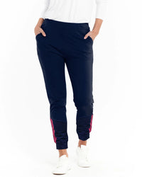 QUEENS JOGGER - MIDNIGHT RUBY
